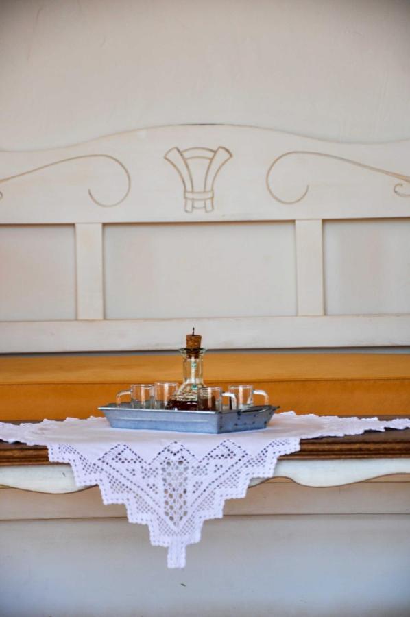 Pambelos Lodge Koufonisia Bagian luar foto